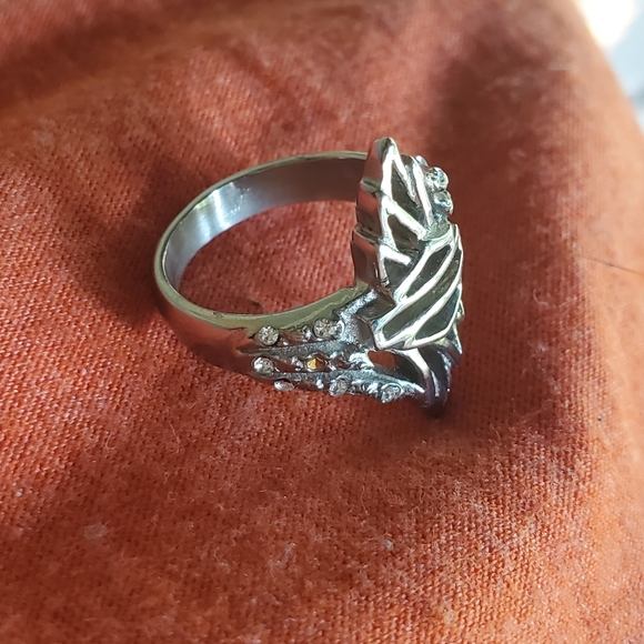 SIZE 5,6,7,8,10 HARLEY DAVIDSON RING - Picture 5 of 6